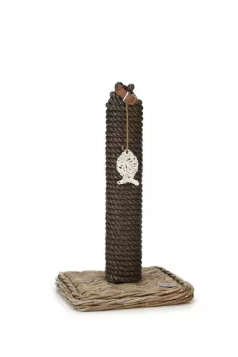 Designed by lotte - krabpaal - kubu - 35x35x55 cm